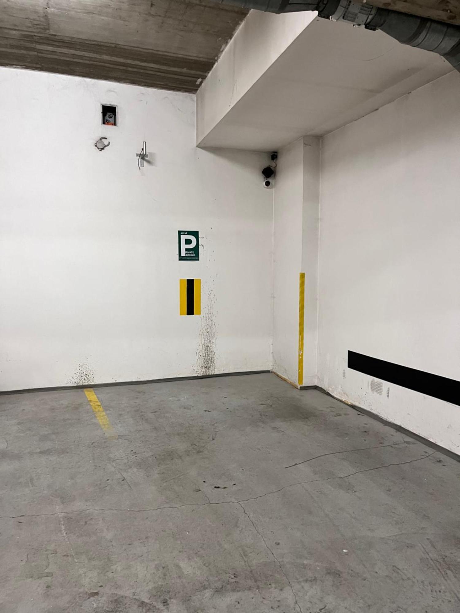 City Centre Apartment With Parking Prague Exterior photo